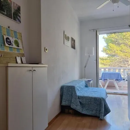 Apartman Mlad - With Pool *